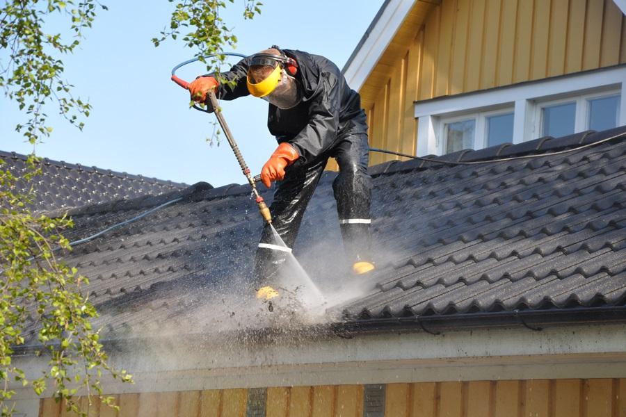 gutter-cleaning